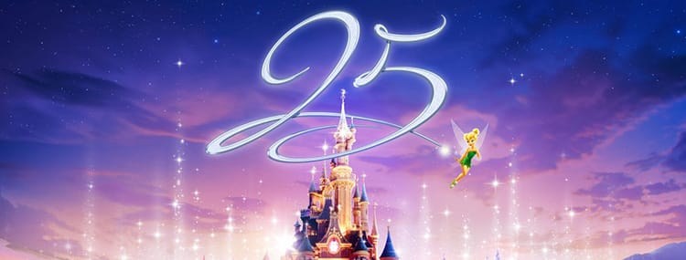 Disneyland Paris viert 25e verjaardag met vernieuwde attracties, parade en vuurwerk