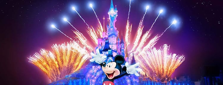 Nieuwe avondshow 'Disney Illuminations' tijdens de 25e verjaardag van Disneyland Paris