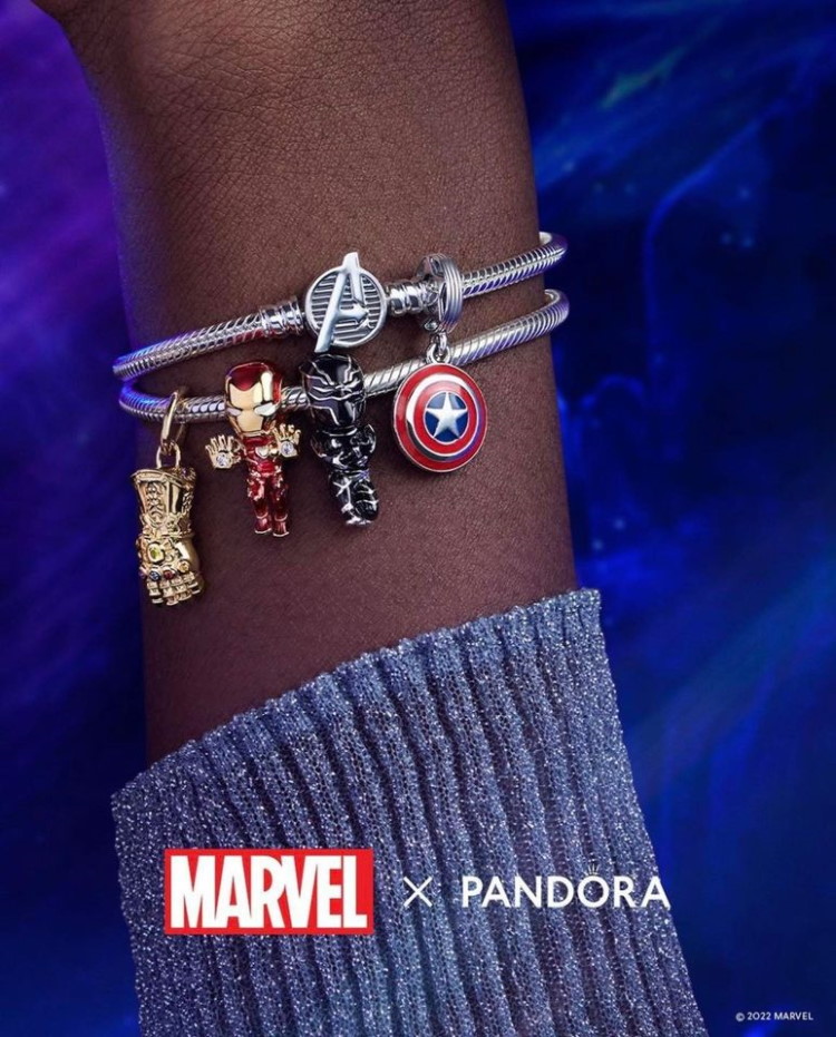 wandelen In de naam Necklet Pandora Jewelry lanceert nieuwe Marvel sieraden met o.a. Captain America en  Iron Man - Disneyland Parijs - DiscoverTheMagic.nl