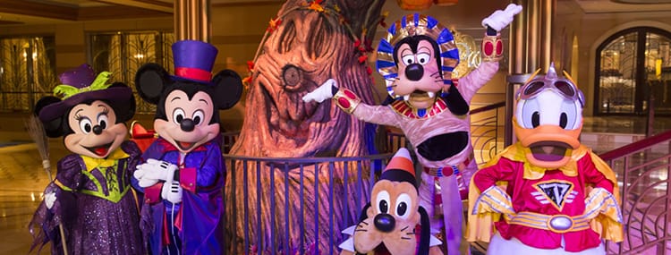 Halloween on the High Seas met extra Halloween entertainment op de Disney Cruise Line