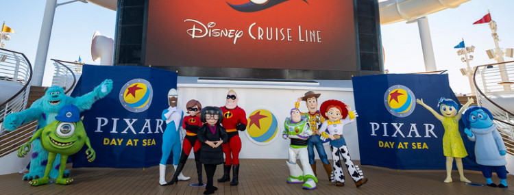 Pixar Day at Sea met Pixar figuren, shows & entertainment aan boord de Disney Cruise Line