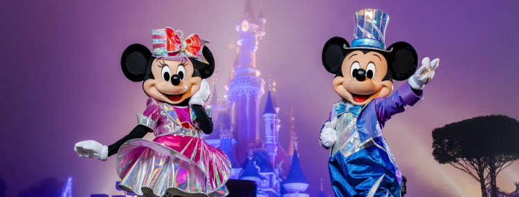 30th Anniversary Party voor jaarkaarthouders in Disneyland Paris met diverse shows