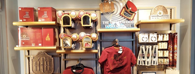 Nieuwe attractie merchandise in Disneyland Paris met o.a. Big Thunder Mountain en Pirates