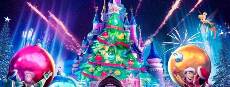 Disney Dreams of Christmas keert terug in Disneyland Paris met vuurwerk bij het kasteel