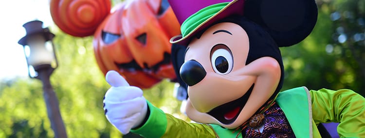 Griezelig leuk entertainment tijdens Disney's Halloween Festival 2016 in Disneyland Paris