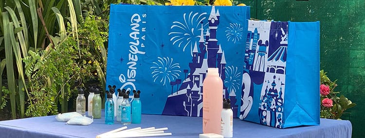 Herbruikbare tassen met uniek design vervangen plastic zakken in Disneyland Paris