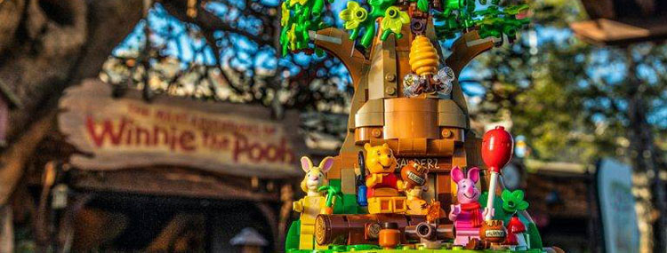 Winnie the Pooh LEGO bouwpakket met een boomhuis en Disney figuren - 21326