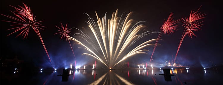 Disney's Magical Fireworks & Bonfire vuurwerkshow in Disneyland Paris