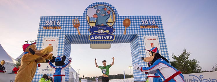 Magische hardloopwedstrijden tijdens runDisney 2016 in Disneyland Paris