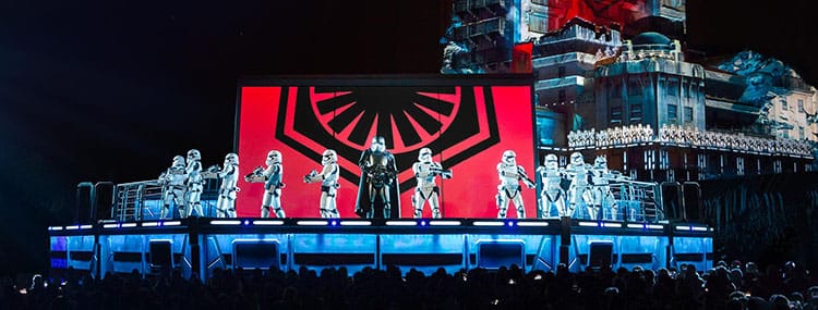 Star Wars Night in Disneyland Paris met entertainment en opening Hyperspace Mountain