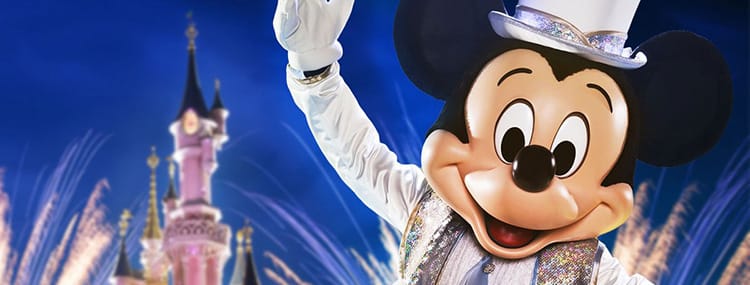 Disneyland Paris viert 90e verjaardag van Mickey Mouse met nieuwe shows en entertainment