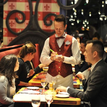 Nieuwe prijzen voor restaurants in Disneyland Paris met tafelservice, buffet en counterservice