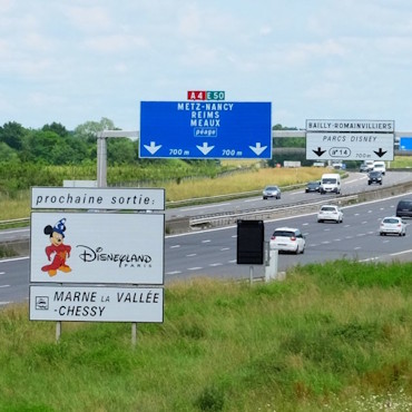 Franse milieusticker toch niet afgeschaft: wat dit betekent voor je reis naar Disneyland Paris