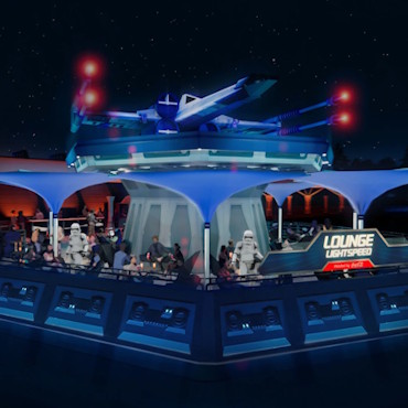 Disneyland Paris opent nieuwe Star Wars lounge bar met figuren en droids in Discoveryland